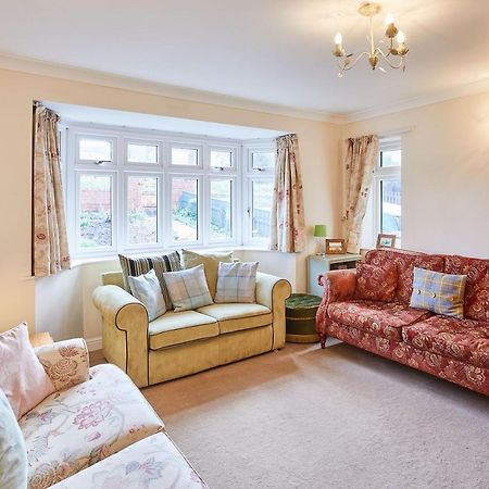 Host & Stay - Coach Cottage Brotton Экстерьер фото